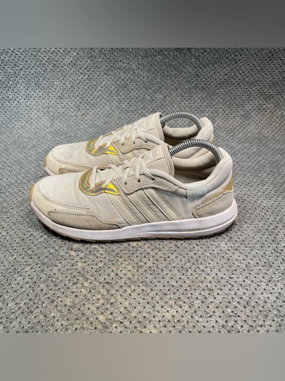 Adidas RetroRun Running Shoes Size 9 Women’s